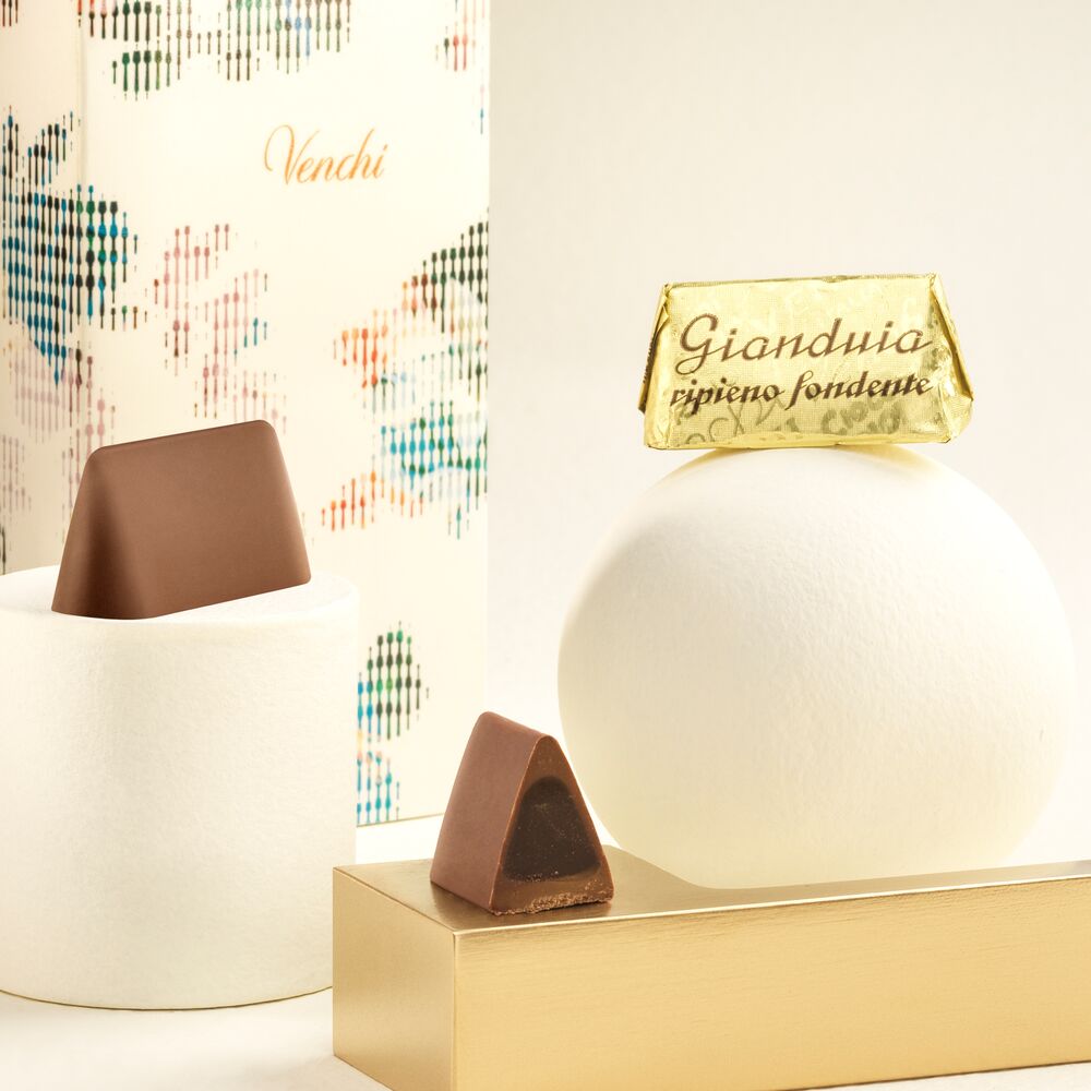 Dark Chocolate Filled Gianduiotto 10 pcs