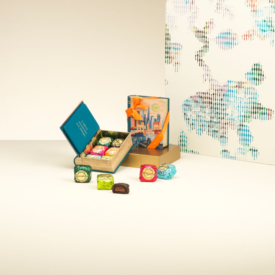 New York mini book with Chocoviar chocolates 4.19 oz