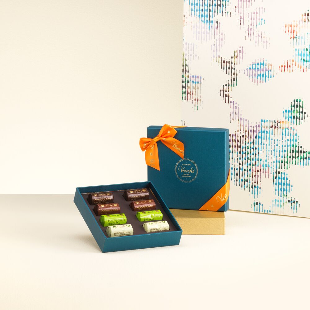 Blue Murrine gift box with chocolate ingots 4.12 oz